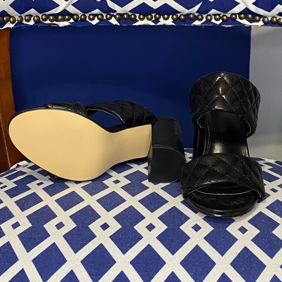 Black quilted double strap chunky heel mules Sz - Picture 4 of 5